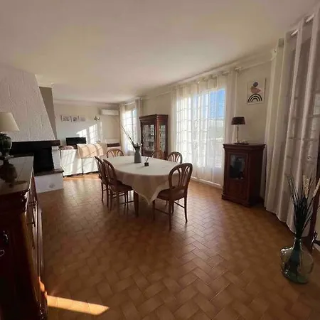 Ferienhaus Gesinacris Avec Piscine *